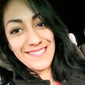 Meet your Posher, Deisy